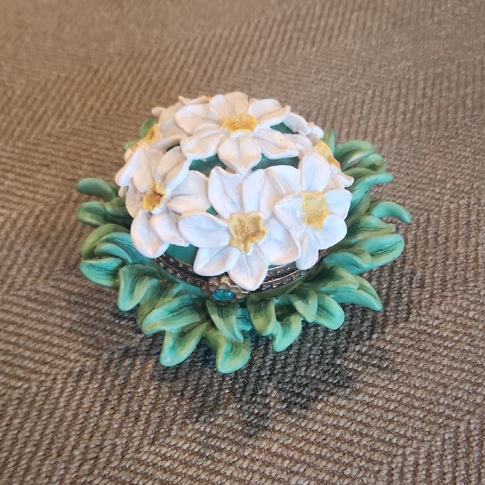 Floral Magnolia Decorative Accent Trinket Box